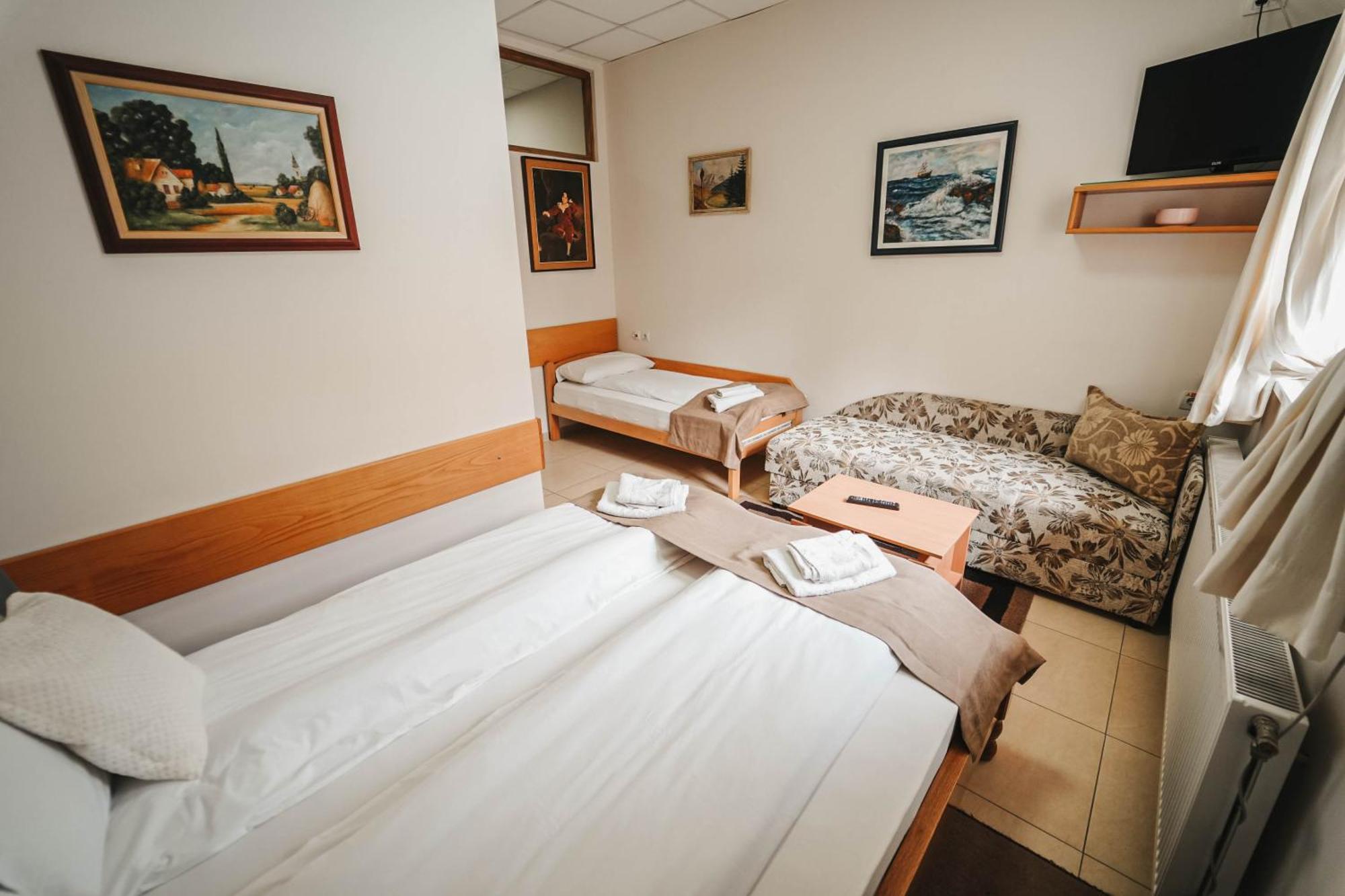 B&B Passage Sremska Mitrovica Eksteriør billede