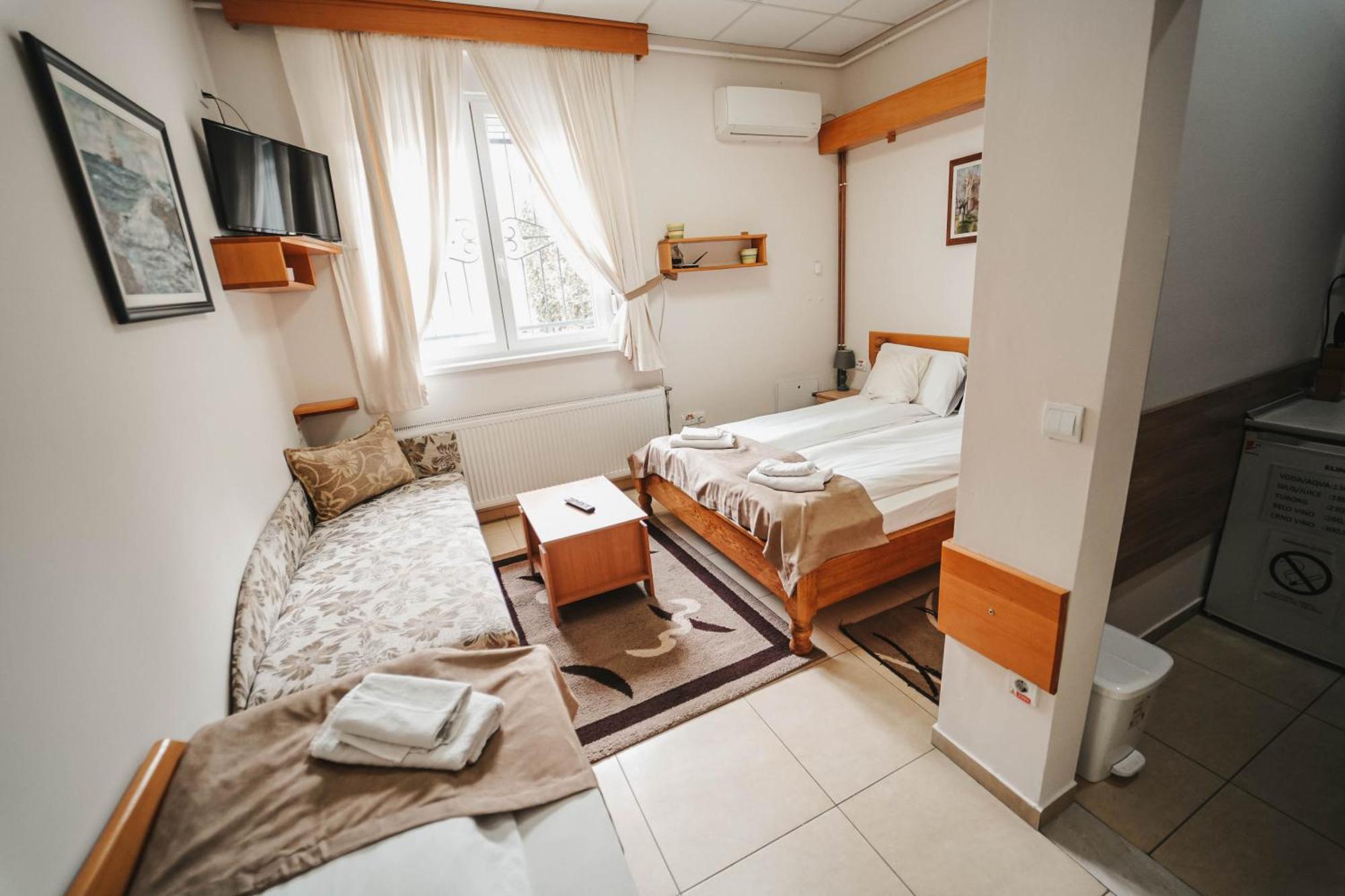 B&B Passage Sremska Mitrovica Eksteriør billede