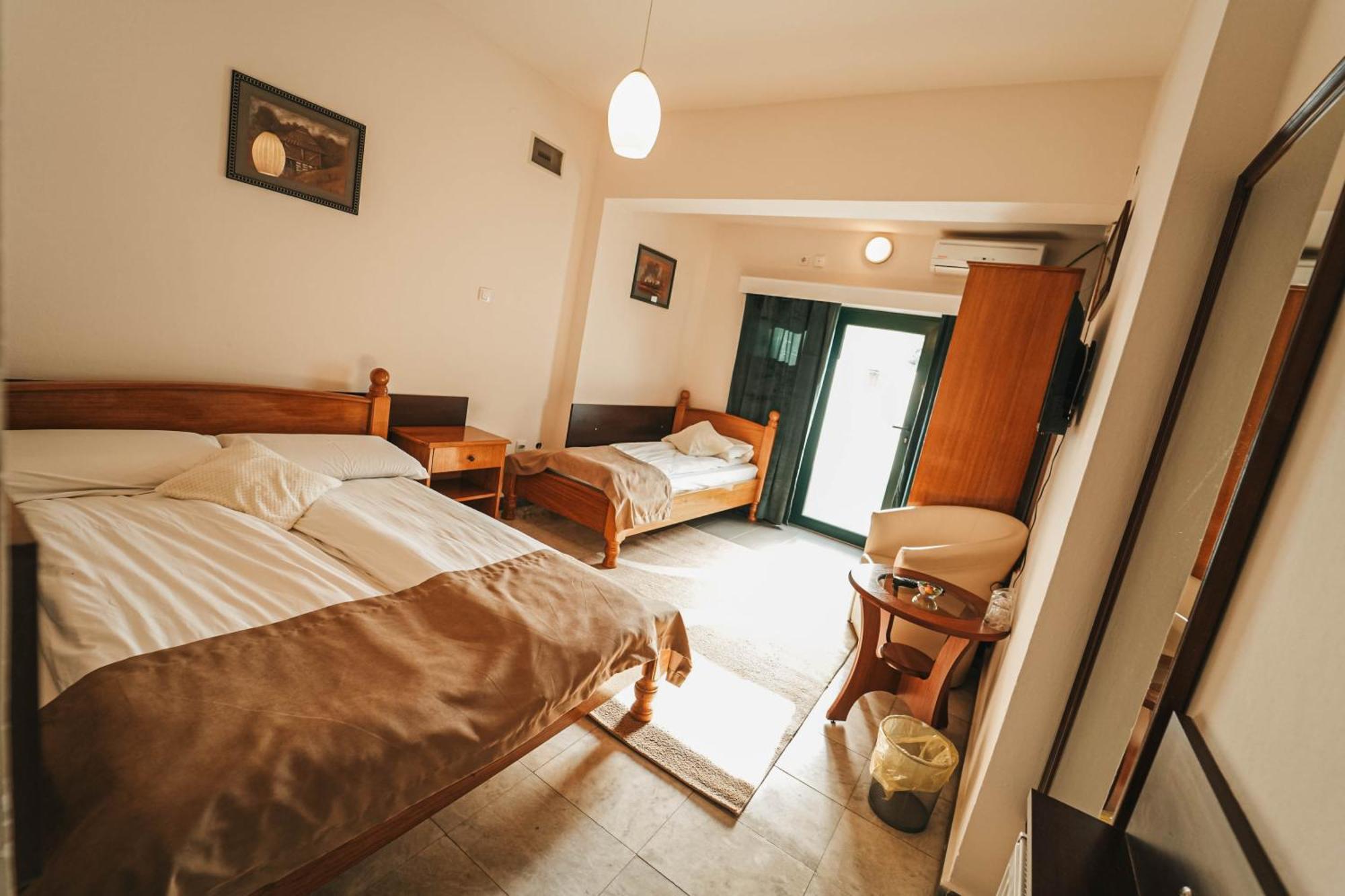 B&B Passage Sremska Mitrovica Eksteriør billede