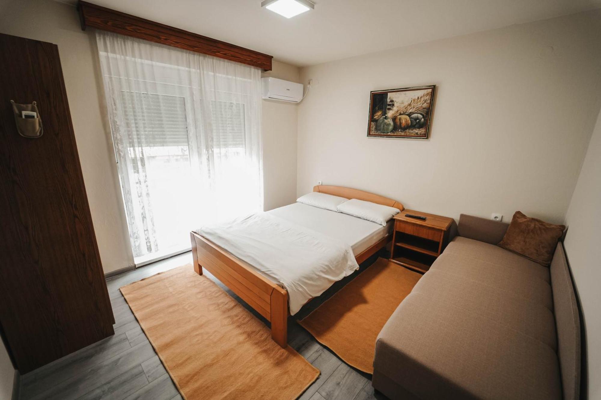 B&B Passage Sremska Mitrovica Eksteriør billede